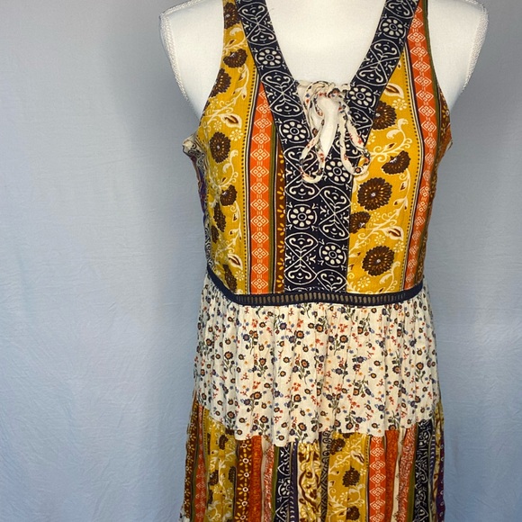 (NWOT) Maurices Multiple colors whit flowers and stripes, sleeveless small dress - Picture 3 of 6
